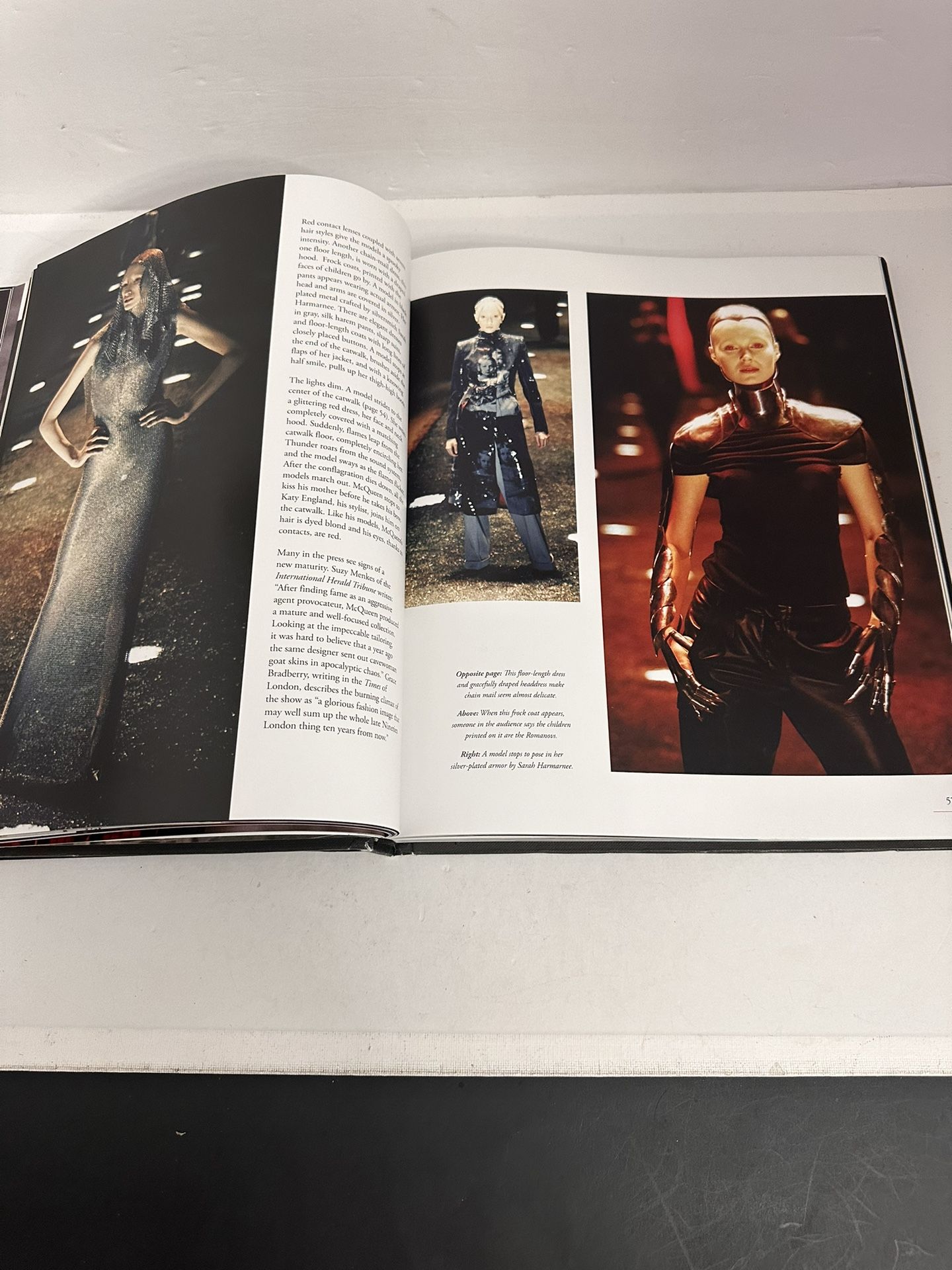 Alexander Mcqueen : Evolution by Katherine Gleason (2012