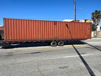 40’ shipping container