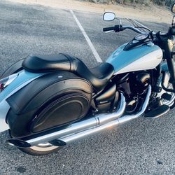 2020 Kawasaki Vulcan 900 Classic