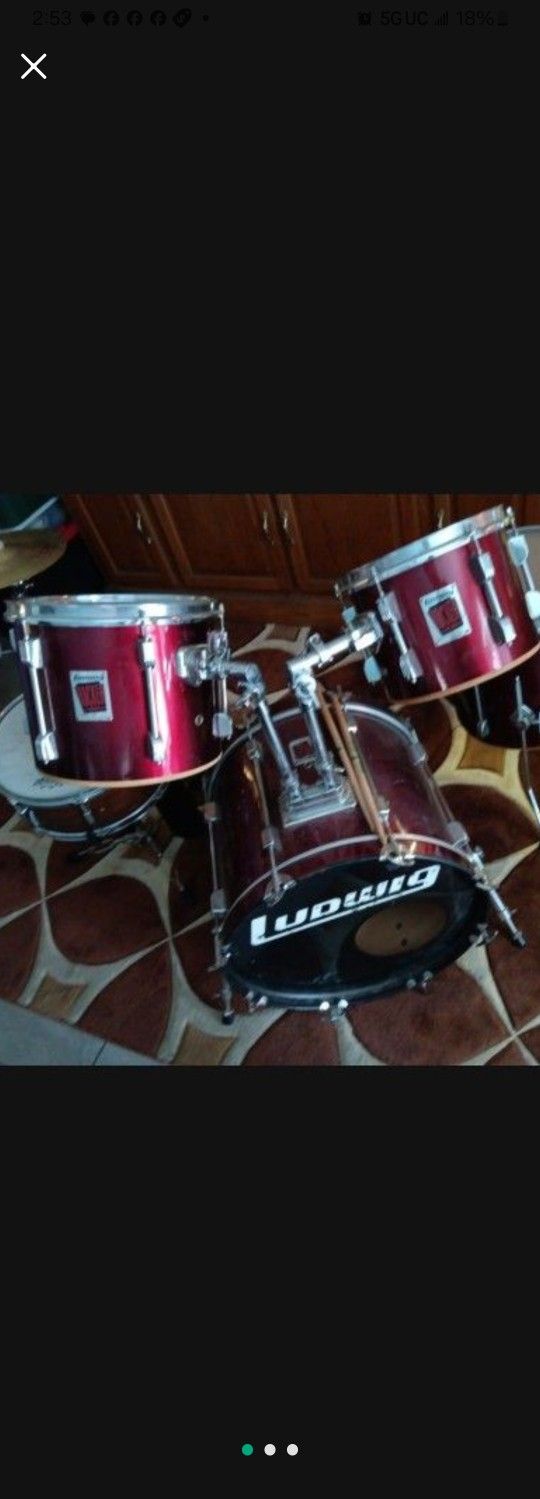 Drum Set