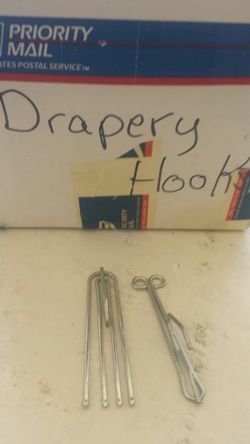 Drapery hooks