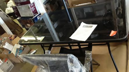 Metal table with 6 chairs