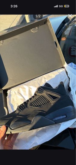 Air Jordan 4 Black Cat size 10