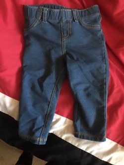 Girls pants 👖 size 12 months