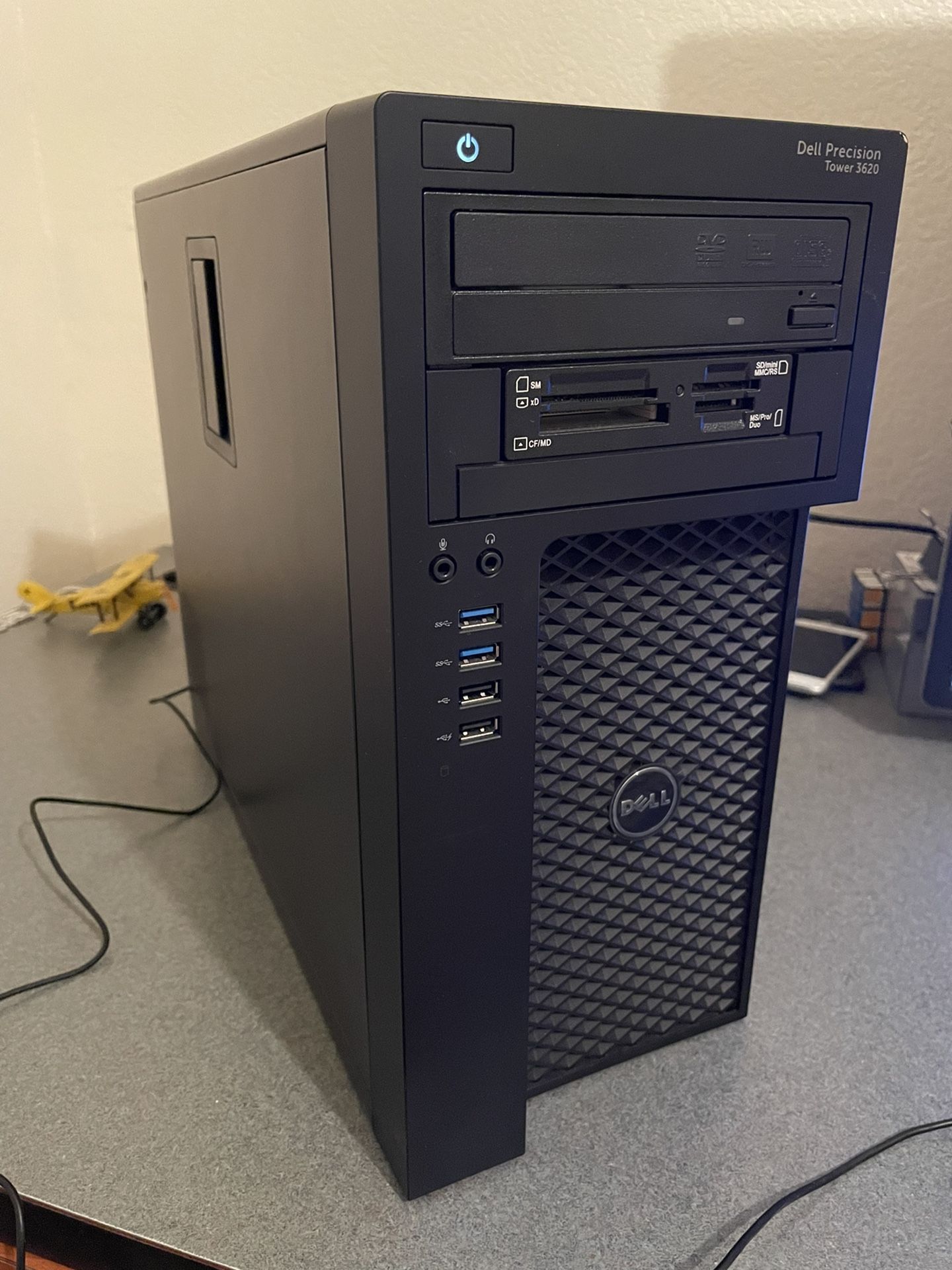 Dell Computer Tower Intel i7