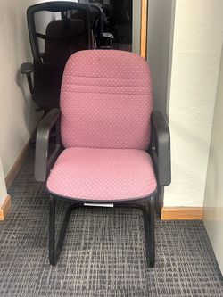 Free Chairs