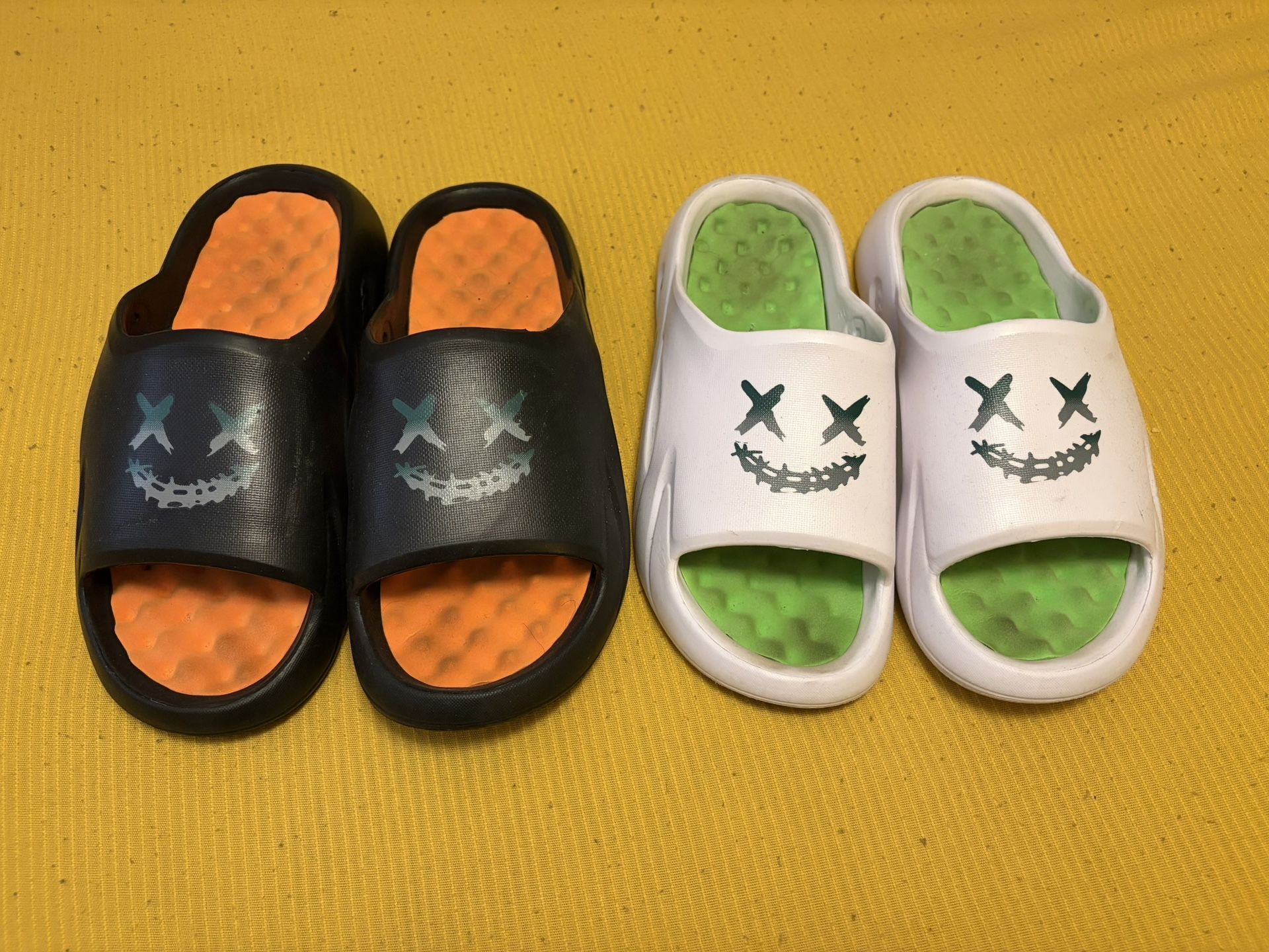 Men’s Slides Size 12