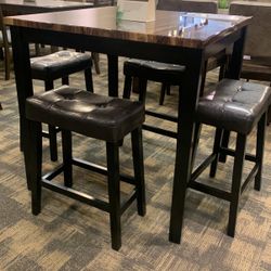 Pub Table With Stools 