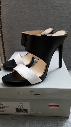 NEW Jessica Simpson Heels - Black/White
