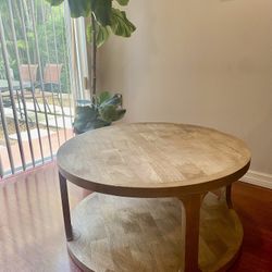 Castalia Round coffee table