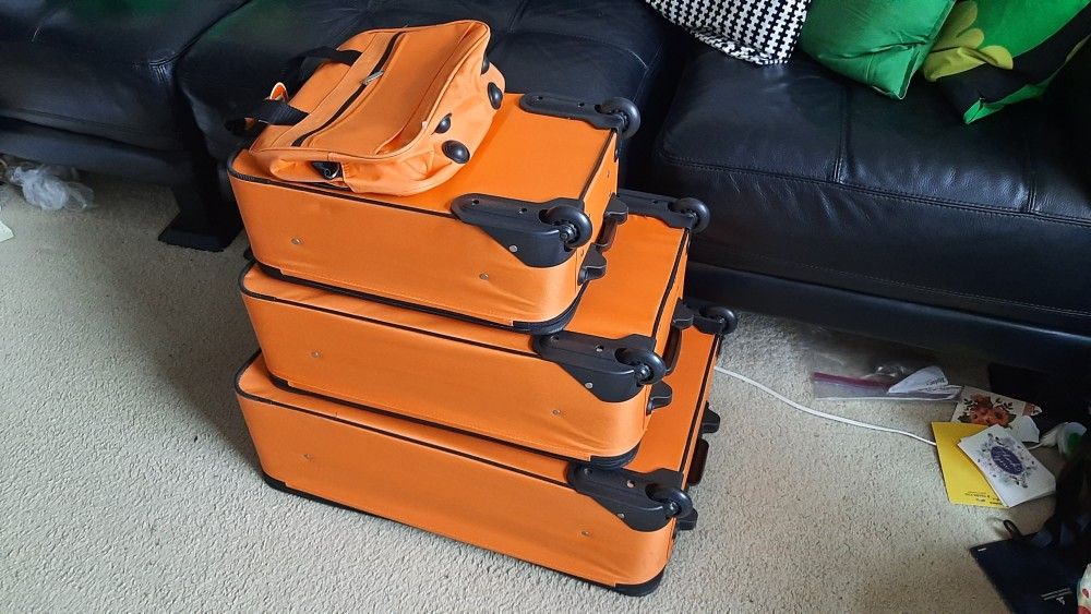 New Soft Luggage 4-Piece Set