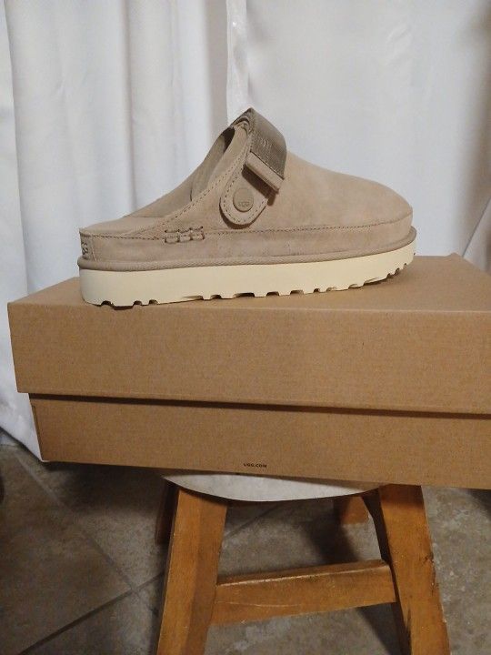 UGG GOLDENSTAR CLOG