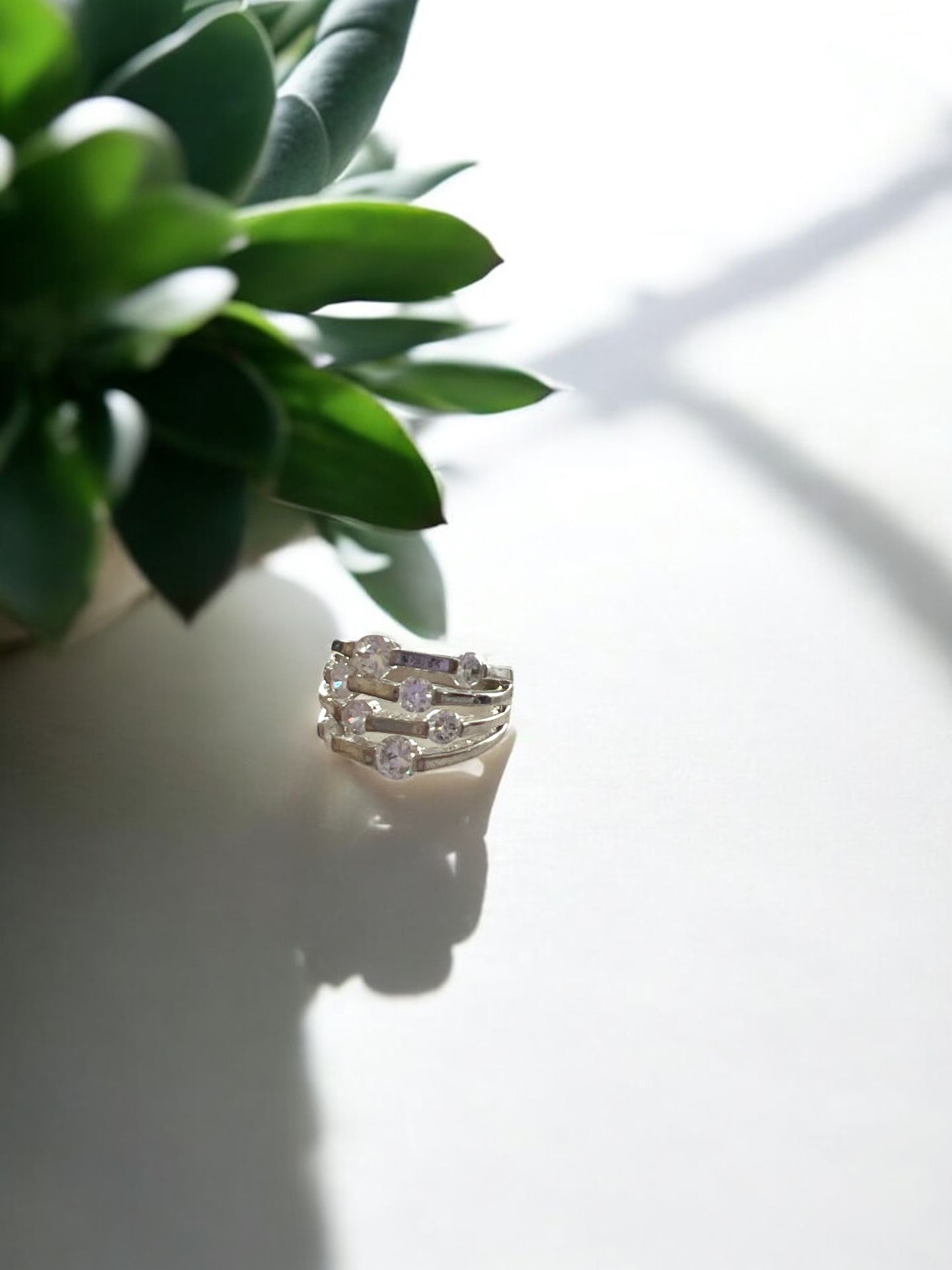 Elegant Silver Women's Ring