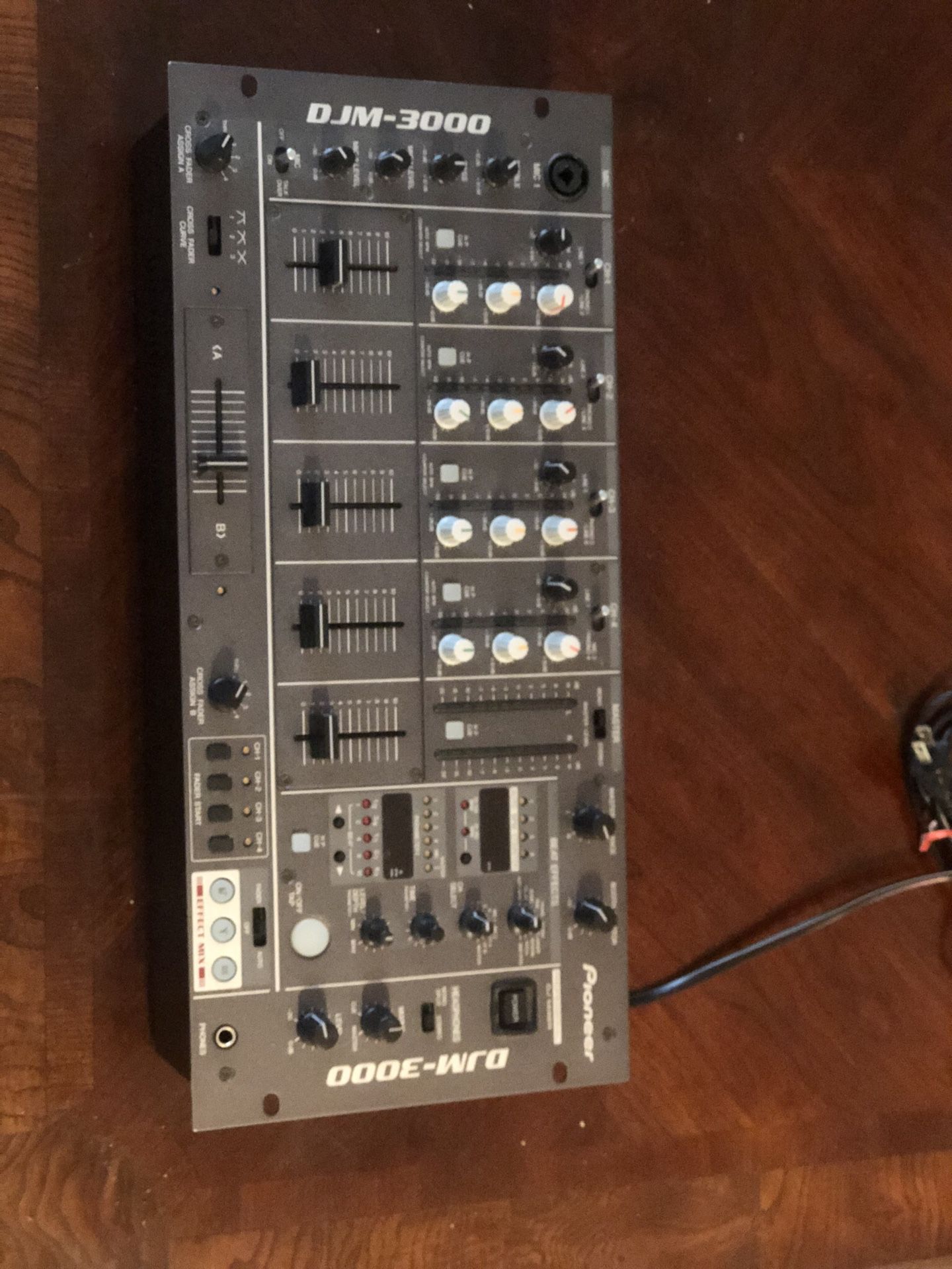 Pioneer DJM-3000 mixer