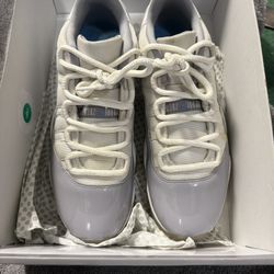 Jordan 11 Retro Low-Cool Grey 