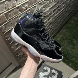 JORDAN 11 Space Jam 