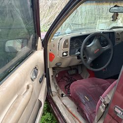 2000 gmc k2500 part out