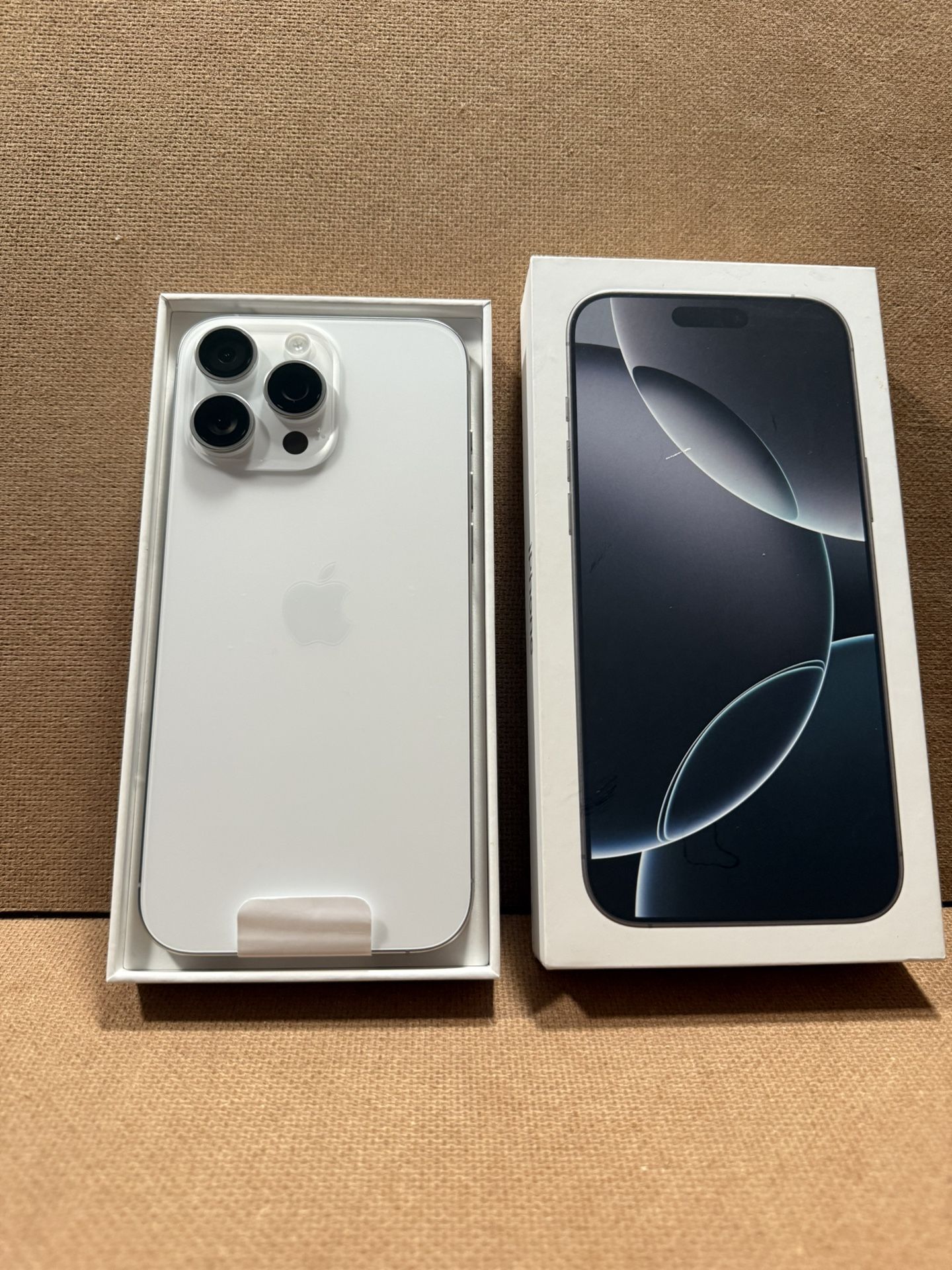 iPhone 16 pro max 256gb 5g white unlocked
