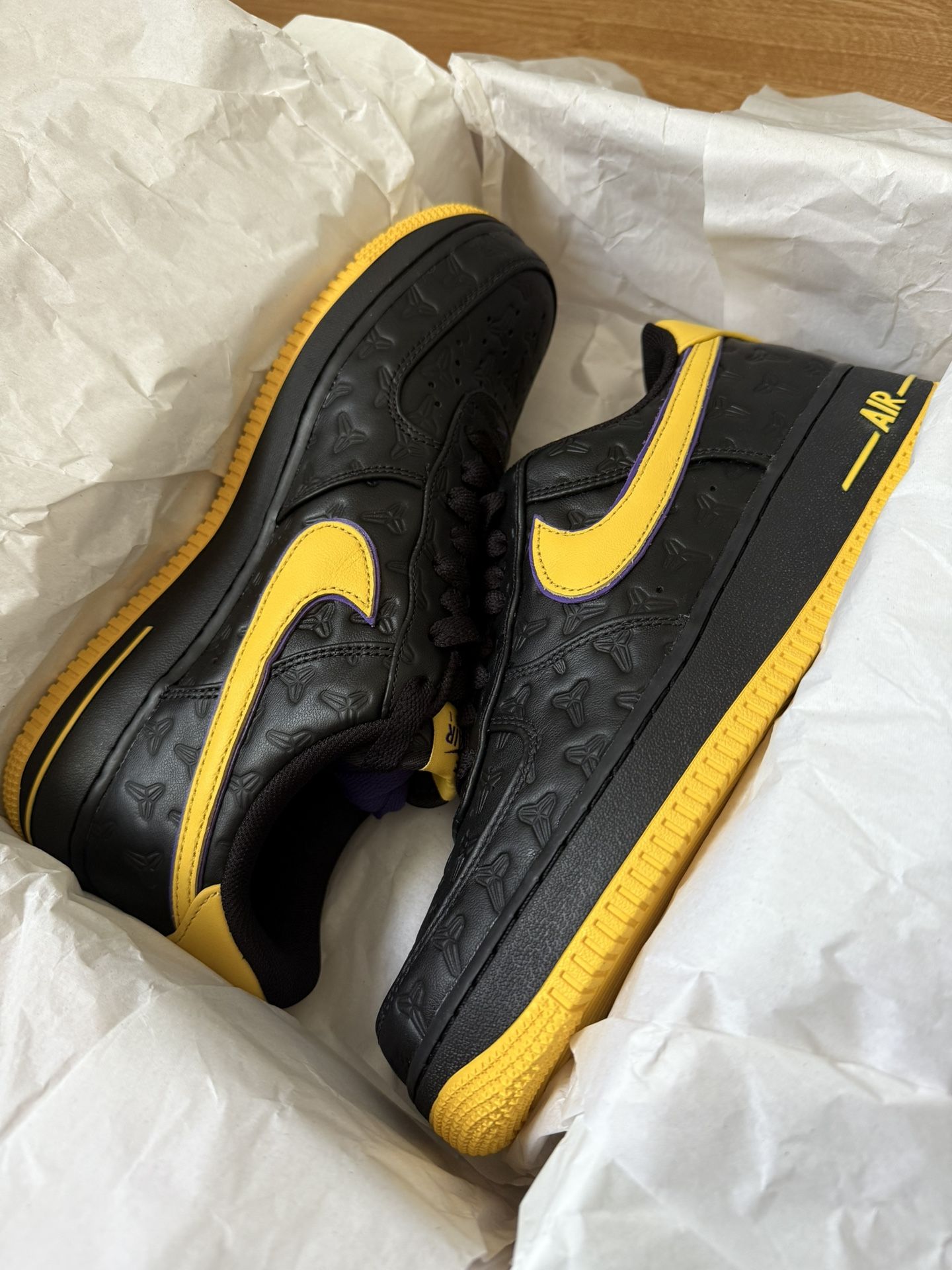 Nike Air Force 1 Kobe Bryant Lakers Away QS, size 9.5