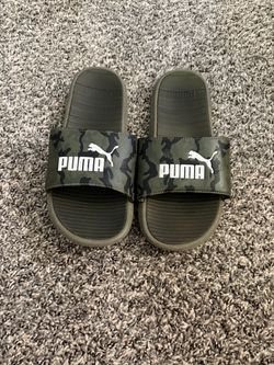 Puma Camo Slide Sandals Size 9