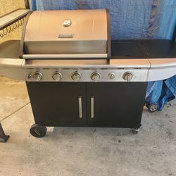 Kenmore BBQ Propane Grill