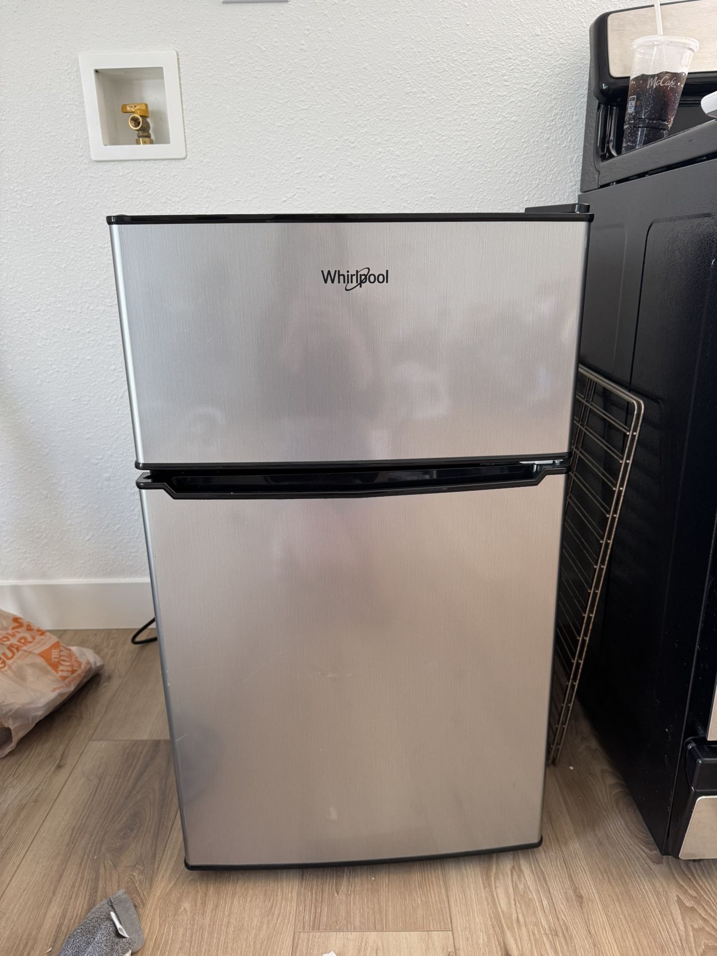 Whirlpool Mini Fridge 