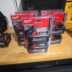 Milwaukee Batteries  XC6.0 