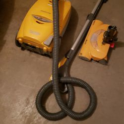 Kenmore Vacuum Cleaner 