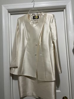 Cream 2pc Suit W/bead Embellishments 