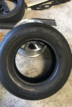 Rim and tire for sale chevy truck 6 bolts size tire 255/70R17
