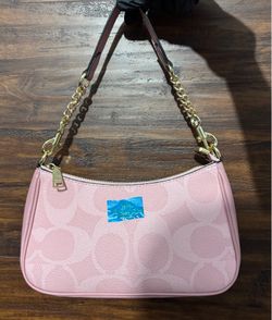 Pink Coach Bag🩷