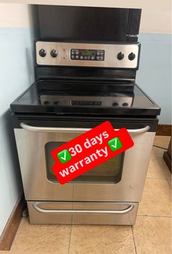 Stainless Steel Electric Range with Glass Cooktop