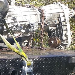 4 X 4 Ford F250. Diesel 6.0 Transmisión And more.