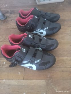 Cycling Road Shoes with Velcro Straps