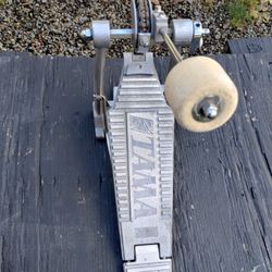 Tama Foot Pedal With Rogers Spare