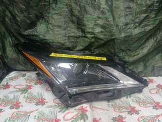 2016-19 Lexus RX350 Right Headlight Regular