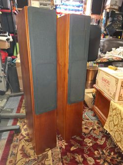 Tannoy revolution r3  speakers