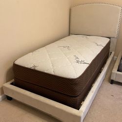 Selling 2 full Beds  