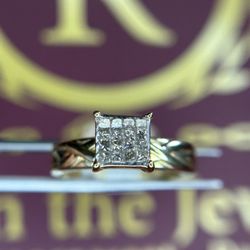 14K GOLD DIAMOND RING 
