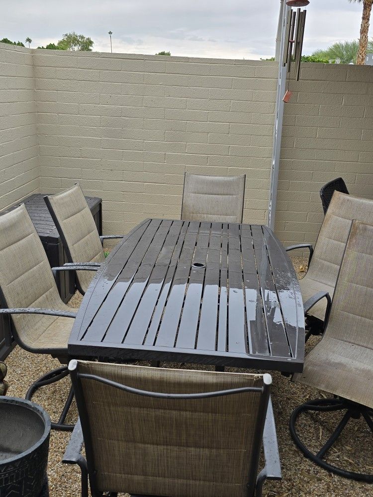 7 Piece Patio Set Table & Chairs