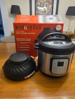 Instant Pot Duo Crisp 11 in 1 Air Fryer and electric pressure cooker combo, 8 quarts