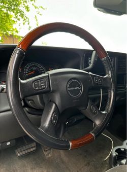 03-06 GM Chevy Denali Steering Wheel