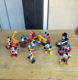 Disney, Mickey and friends figures collection