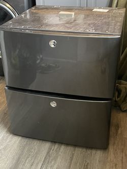 Electrolux pedestal