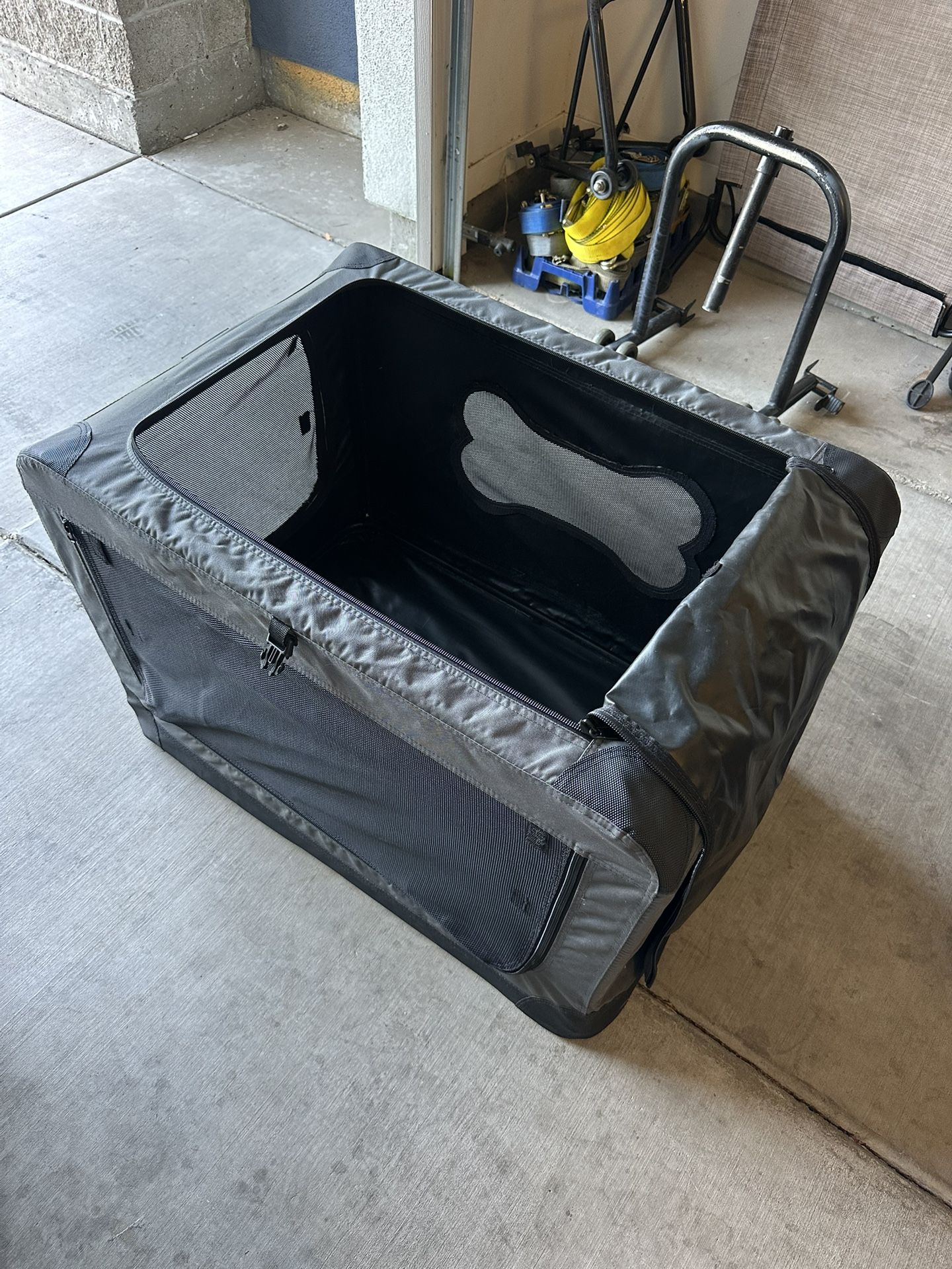 Top Paw 36x25x25 Dog Crate