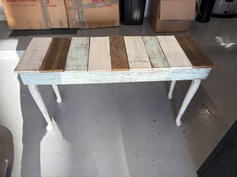 Accent Table