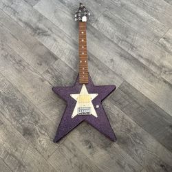 Daisy Rock Guitar purple star