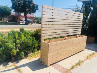 Beautiful privacy wall Frame Planter Box Garden Bed Outdoor Design cedar redwood AC pool equipment cover
