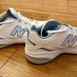 New Balance 608v5