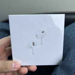 Airpods Pro 2nd Gen With Magsafe charger 
